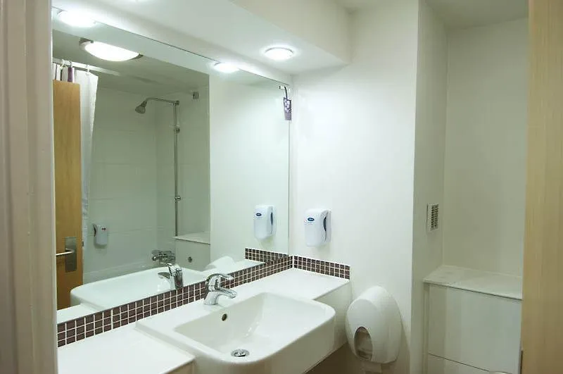 فندق Premier Inn London Docklands Excel